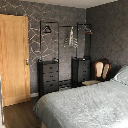 Double Room Next To Burnham Elizabeth Line Station سلوف المظهر الخارجي الصورة