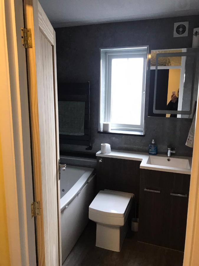 Double Room Next To Burnham Elizabeth Line Station سلوف المظهر الخارجي الصورة